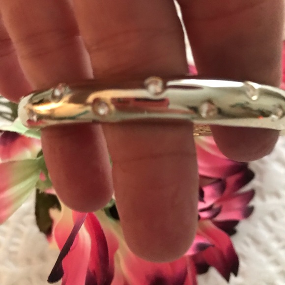 Beautiful bangle bracelet!!! - Picture 2 of 4